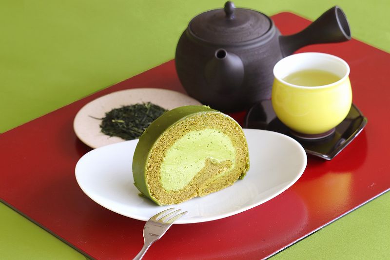 【残り僅か】米粉の煎茶生チョコロールケーキ（2023年収穫新茶）